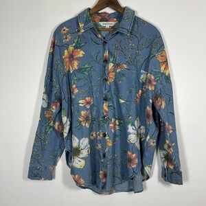 Davi & Dani Oversized Floral Denim Button Down Top in size Small